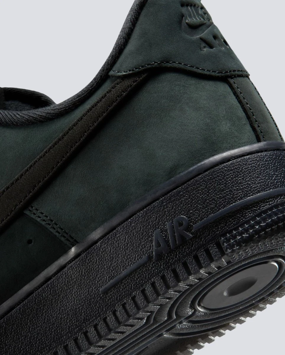 Nike Air Force 1 Low 07 WB Verde Hombre - Image 5
