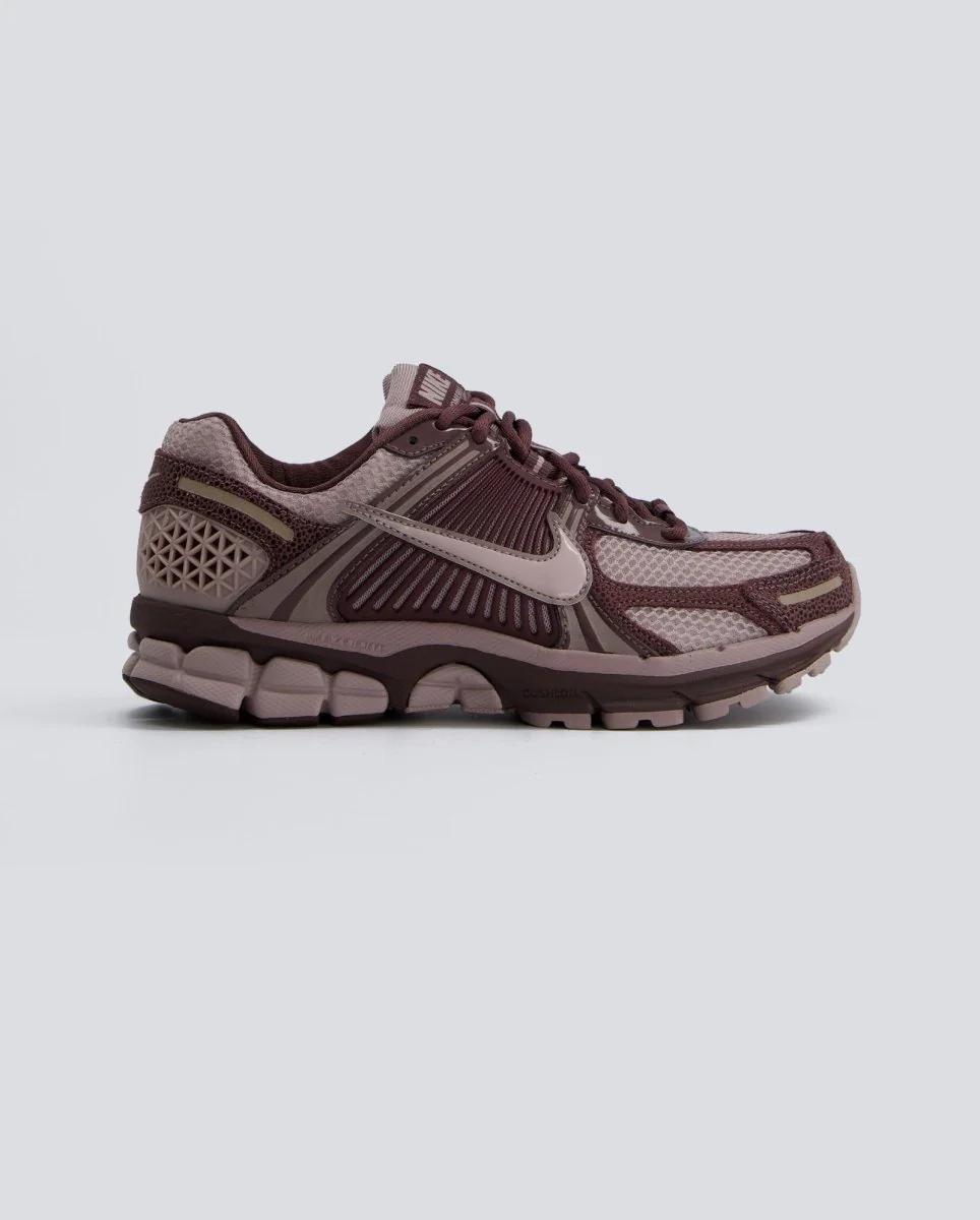 Nike Zoom Vomero 5 Burdeos Mujer