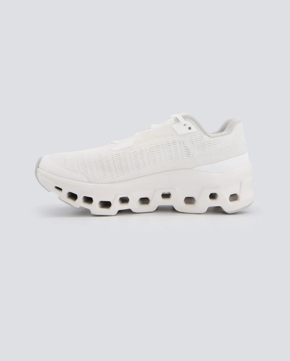 On Cloudmonster Void Blanco Mujer - Image 6