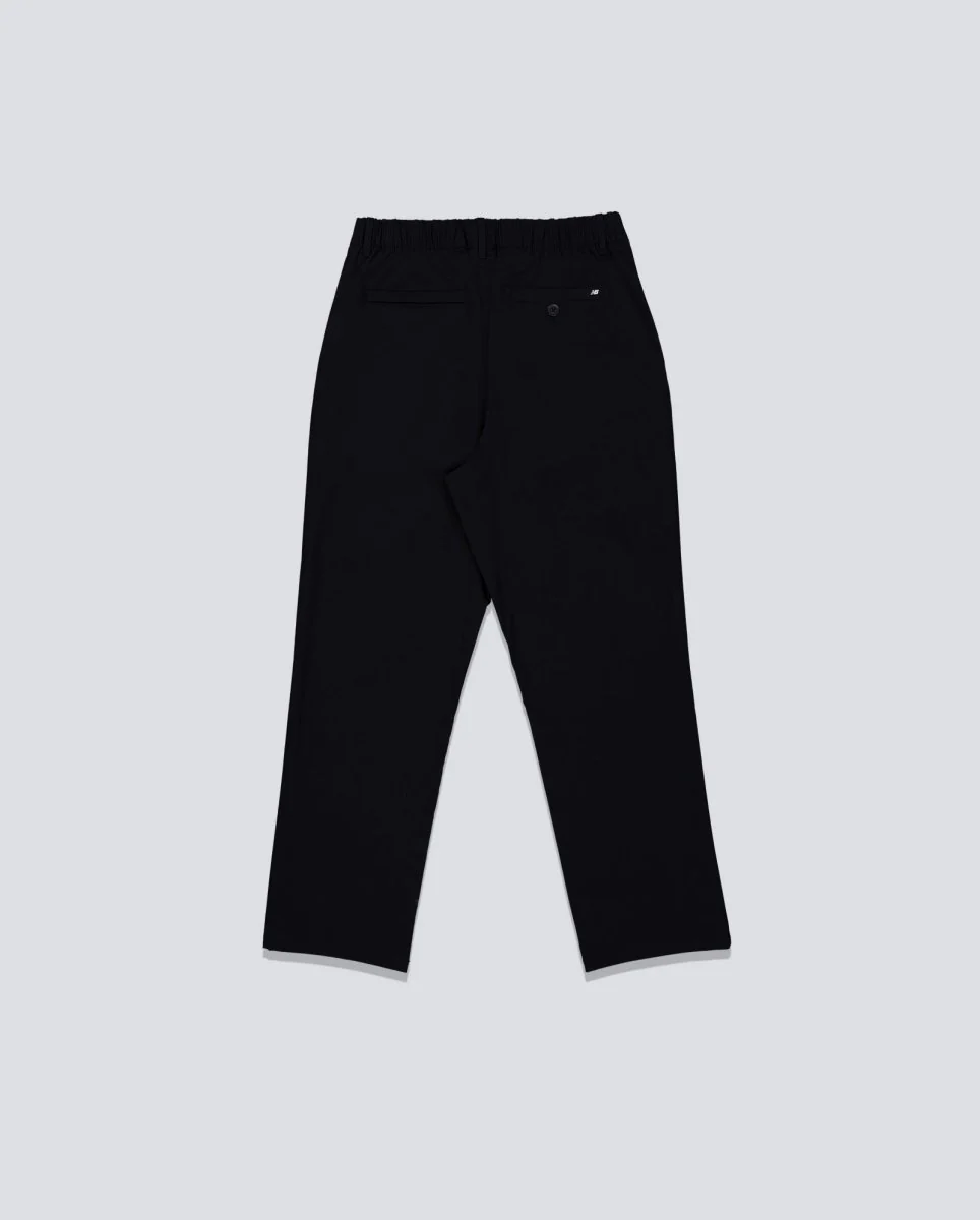 Pantalón New Balance Athletics Relaxed Negro Hombre - Image 4