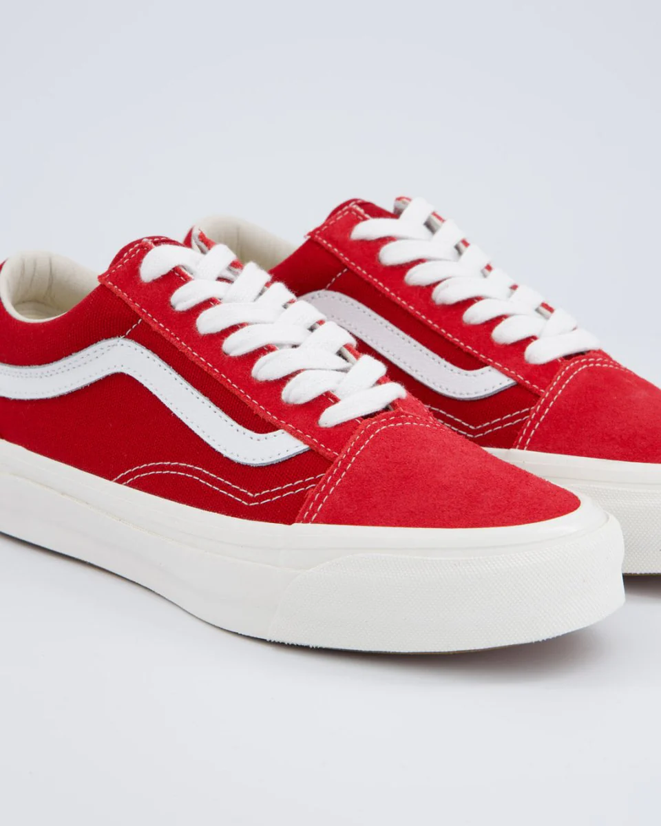 Vans Lx Old Skool Suede Rojo Mujer - Image 2
