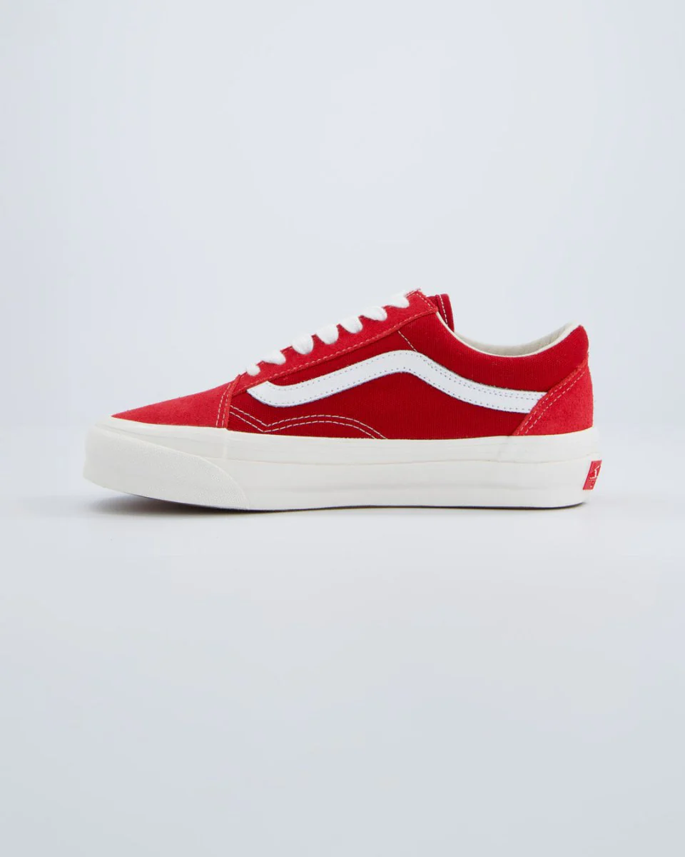 Vans Lx Old Skool Suede Rojo Mujer - Image 3